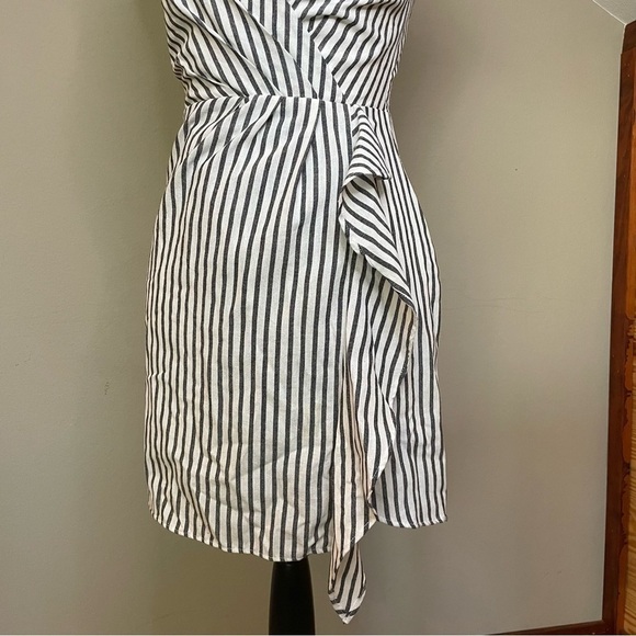 Sienna Sky Grey & White Striped Spaghetti Strap Faux Wrap Mini Dress Extra Small - Picture 5 of 10